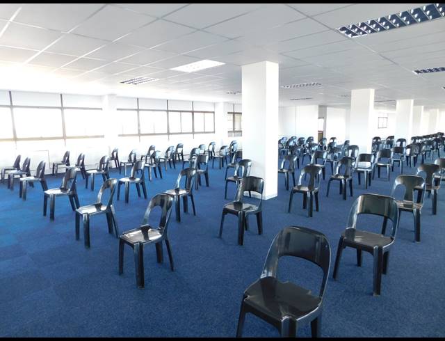 260M² OFFICE TO LET IN FERNDALE